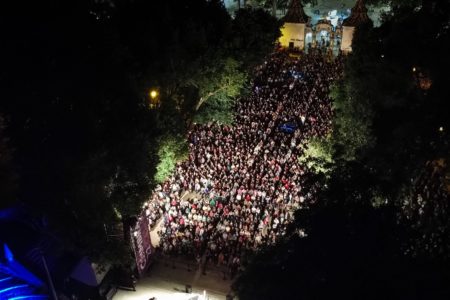 DCIM100MEDIADJI 0700.JPG