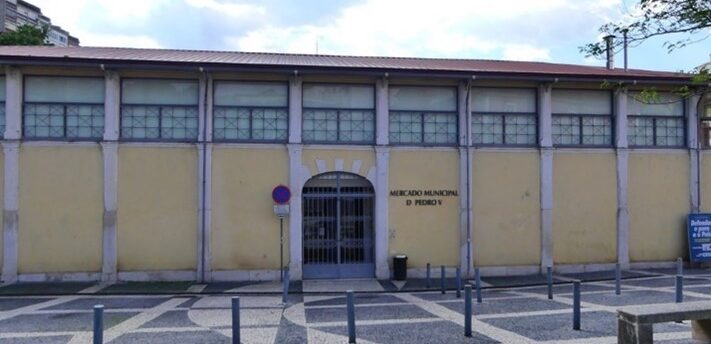 Mercado D. Pedro V – Instalação de Tomadas nos Serviços Comuns (Piso 1)